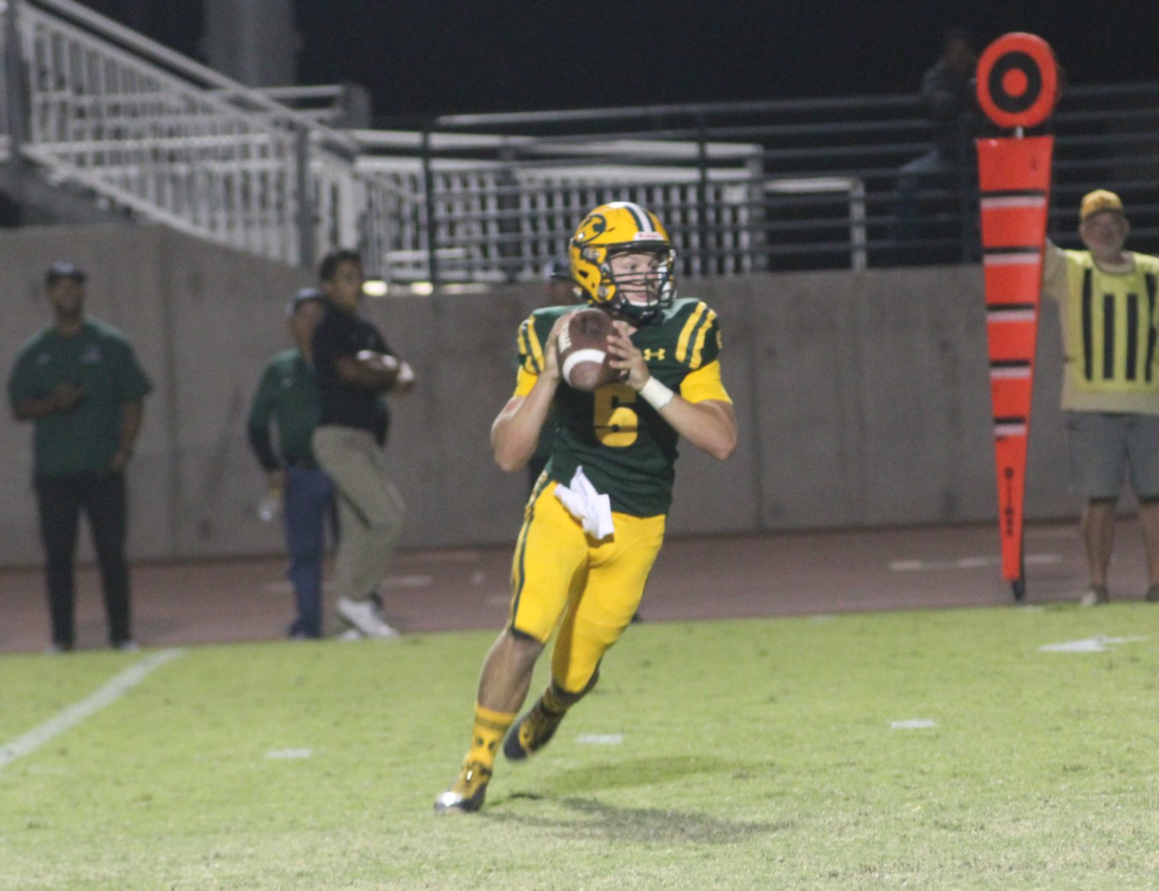 Vikings' defense dominates the Miners, remain undefeated at 5-0